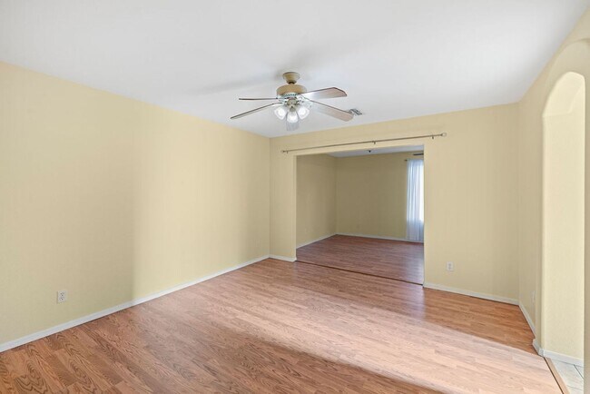 Building Photo - 4 Bedroom Home In Award Winning Vail Schoo...