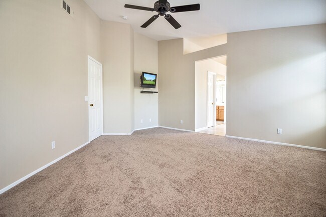 Building Photo - Single Family Dream Home in Trabuco Canyon