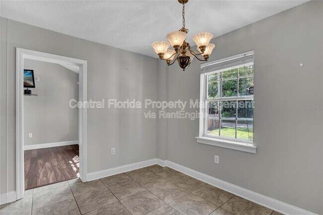 Building Photo - 7917 Carolina Ln