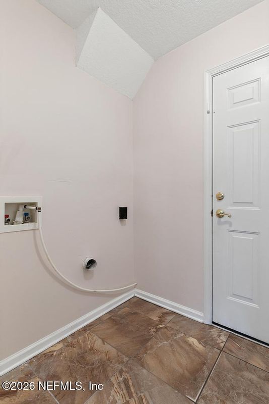 Building Photo - 11466 Courtney Waters Ln