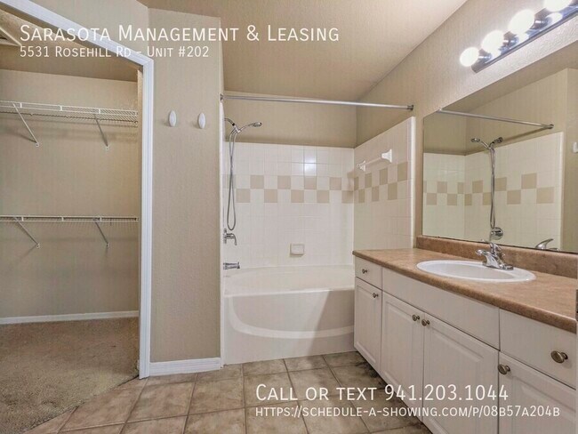 Building Photo - 5531 Rosehill Rd