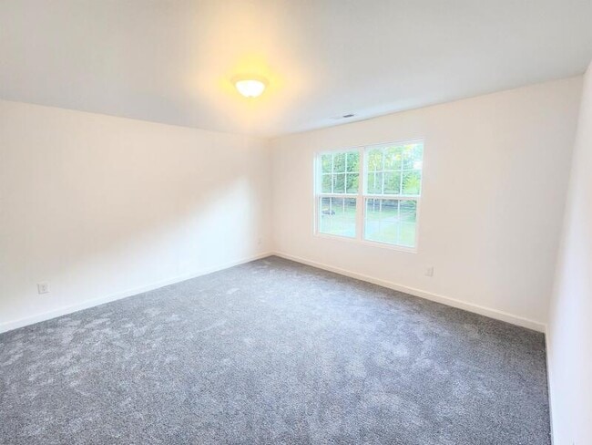 Building Photo - 4859 Town Point Road