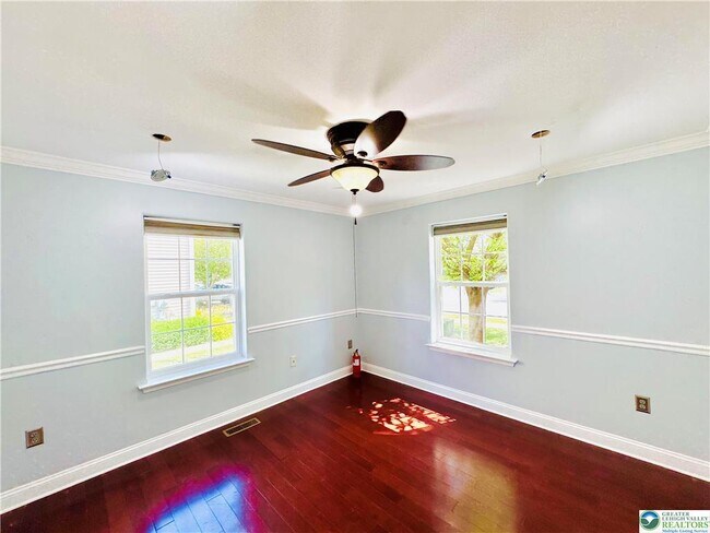 Building Photo - 6945 Hunt Dr