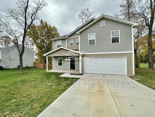 Building Photo - 974 Woodland Spgs Dr