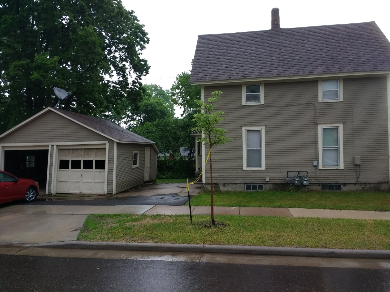 Building Photo - 522 Vine St