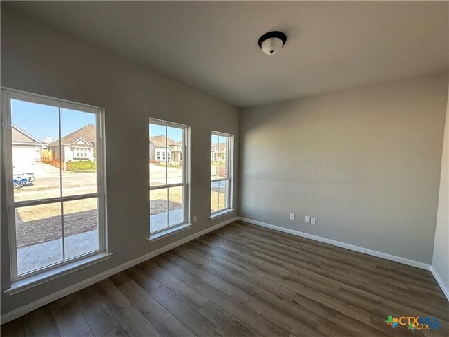 Building Photo - 1814 Horatio St