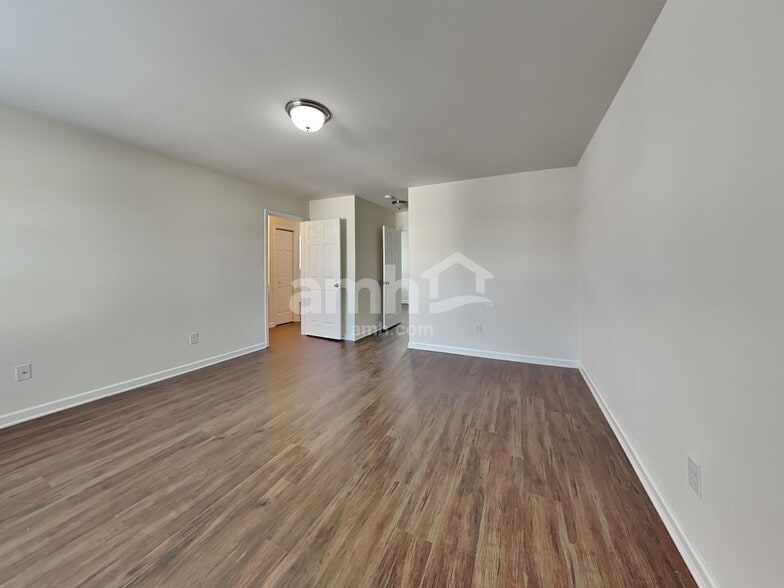 Building Photo - 5778 Misty Hill Cir