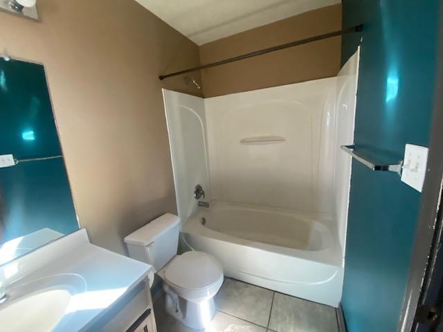 Building Photo - 16 Tome Vista Dr