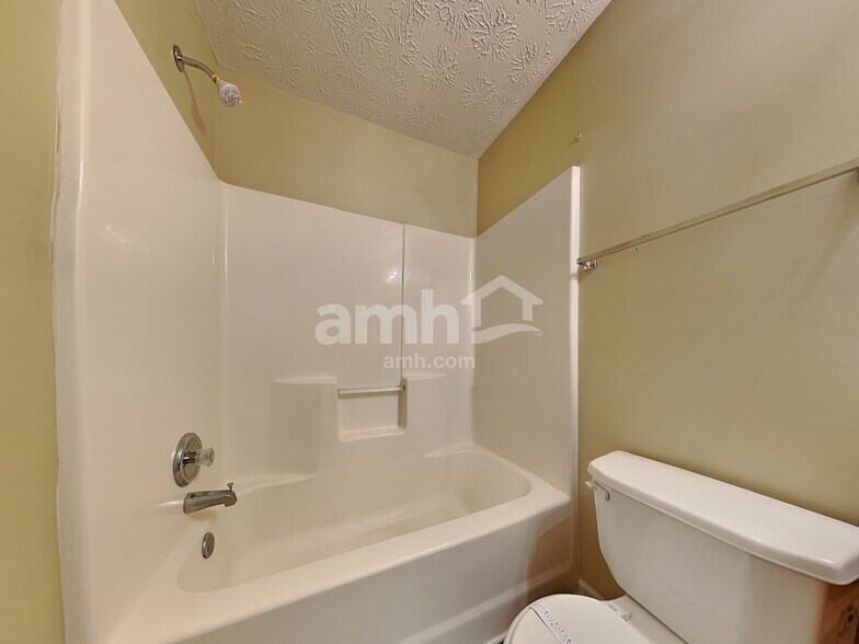 Building Photo - 836 Windcroft Cir NW