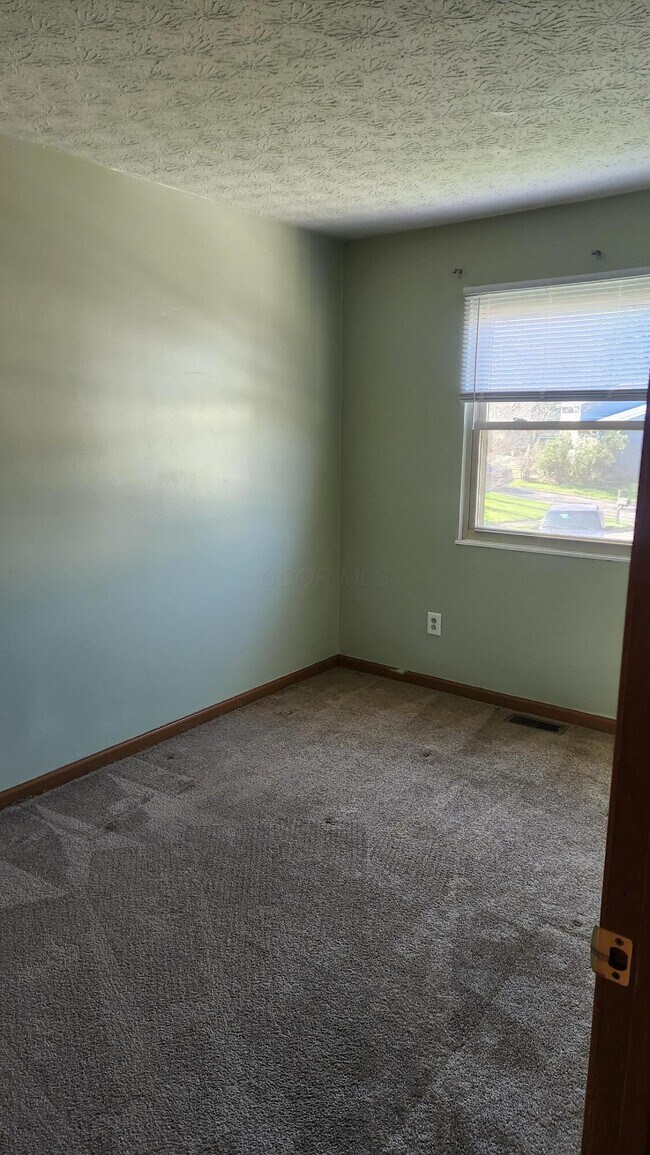 Building Photo - 620 Mistletoe Ct