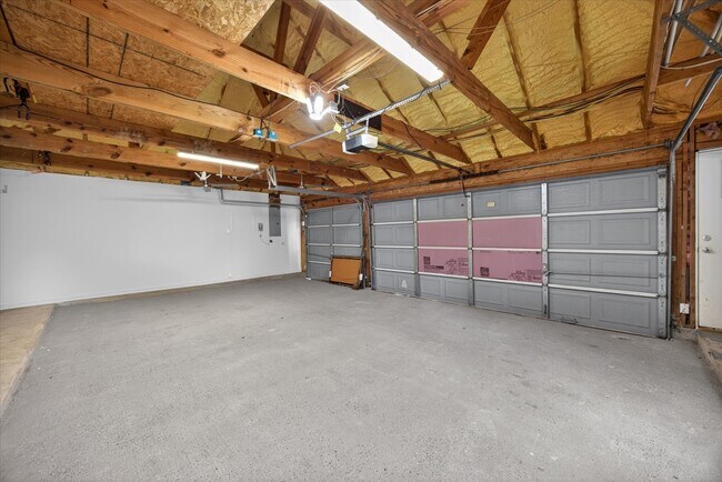 Building Photo - 20835 Cottage Cove Ln