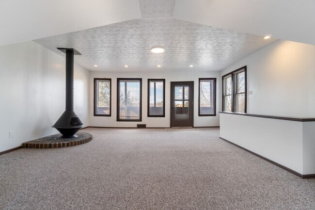 Building Photo - 4312 Lydia St