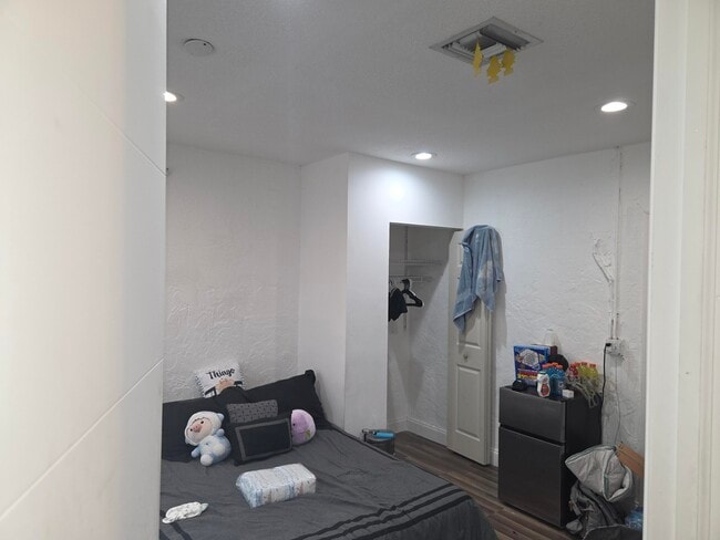 Building Photo - 1474 N Mangonia Cir