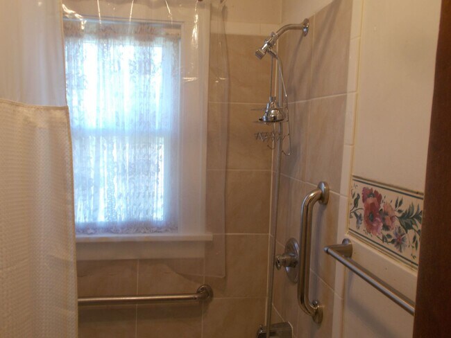 Building Photo - Beautiful home North of Richmond!!!