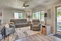 Building Photo - 1217 Falcon Ave