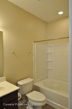 Building Photo - 115 Pine Meadow Cir