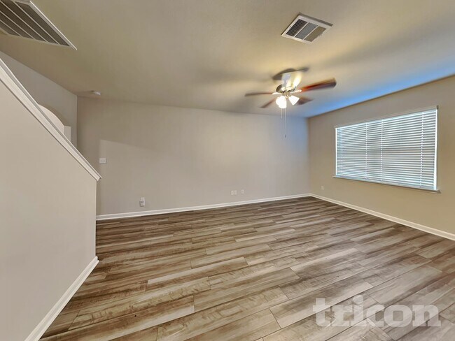 Building Photo - 837 Mallorie Ln