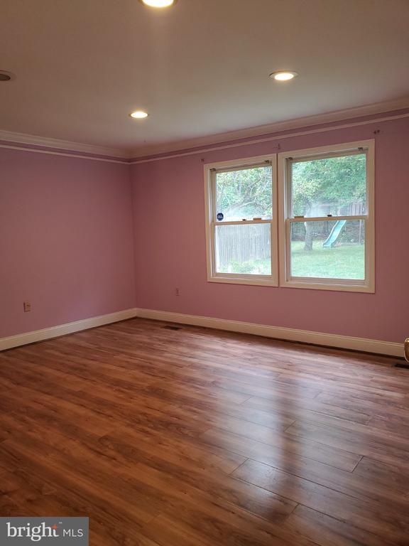Building Photo - 12200 Lemar Ct