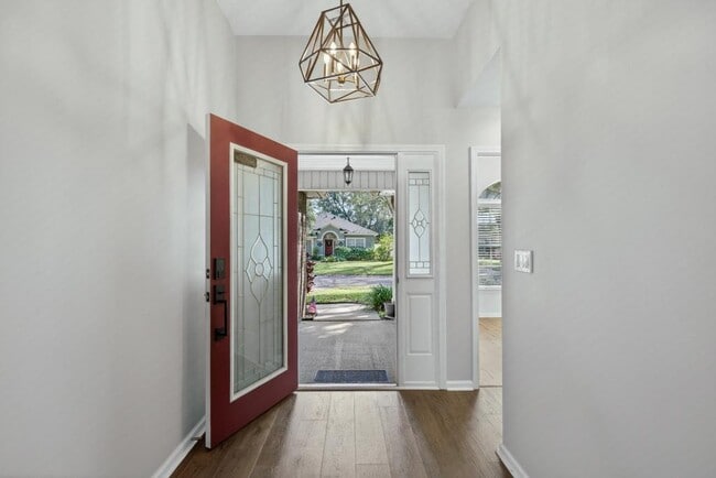 Building Photo - 1727 Canopy Oaks Dr