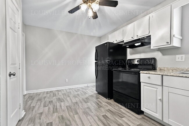 Building Photo - 3418 Clingstone Way