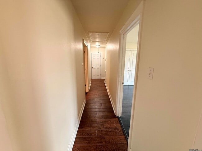 Building Photo - 12360 Warwick Ave