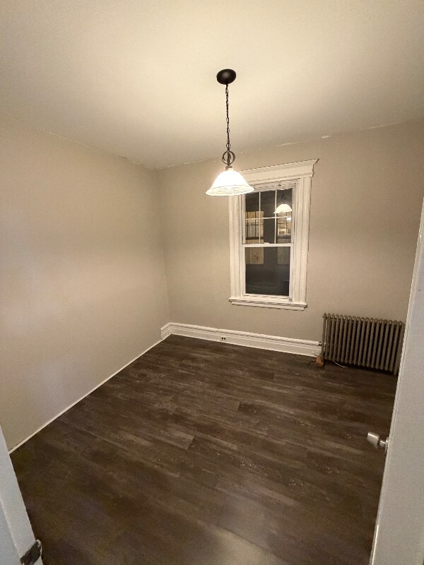 Building Photo - 214 Maple St