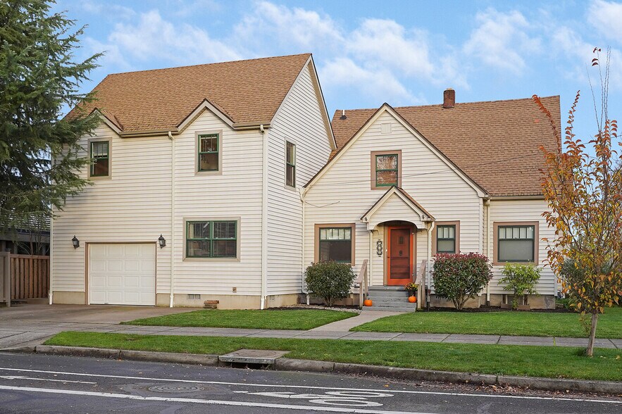 Primary Photo - 731 Elm St SW