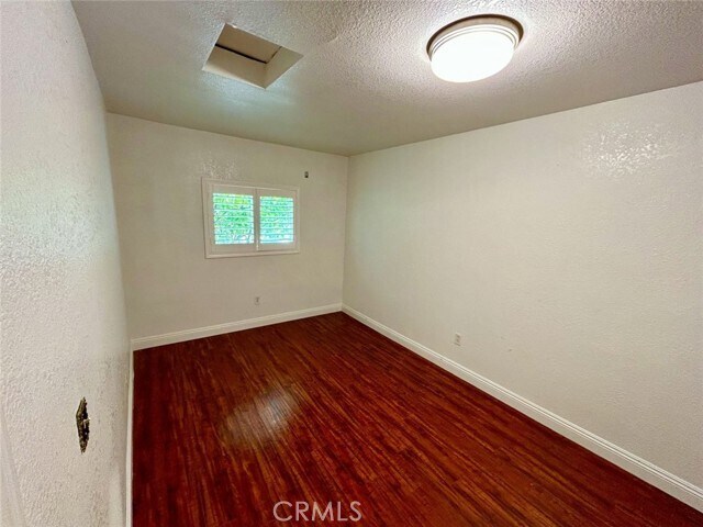 Building Photo - 13570 Rayen St
