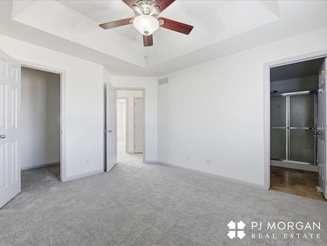 Building Photo - 19378 V St