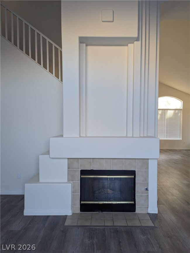 Building Photo - 230 Tayman Park Ave