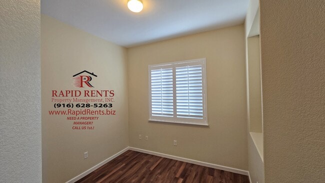 Building Photo - 2713 Robinson Creek Ln