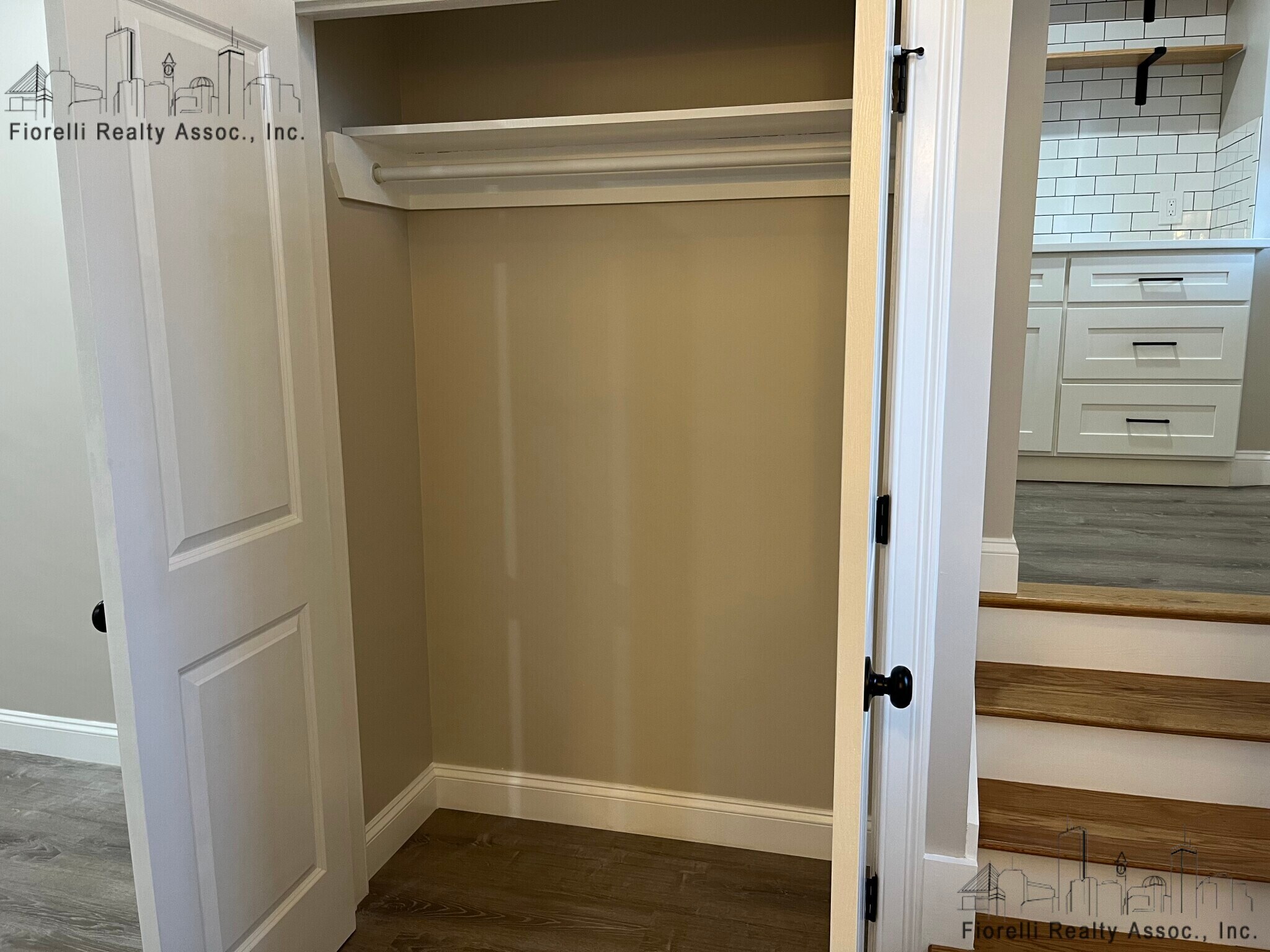 Building Photo - 97 Cottage St