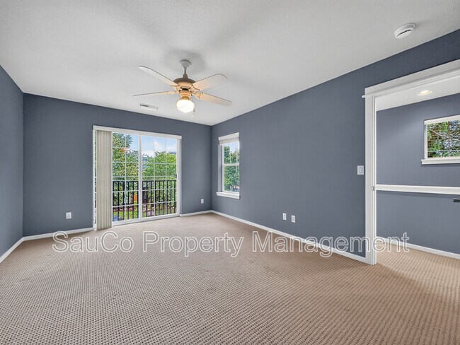 Building Photo - 7309 NE Stonewater St