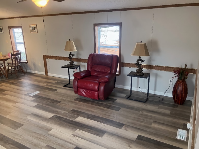 Building Photo - 200 N 28th St