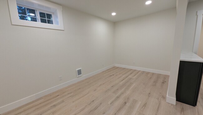 Building Photo - 4310 Grant St