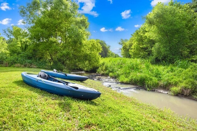 Building Photo - 7914 Gilead Rd