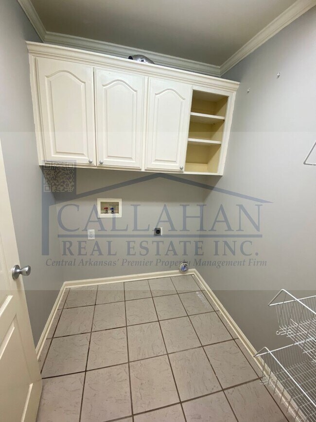 Building Photo - 158 Ridgeland Dr
