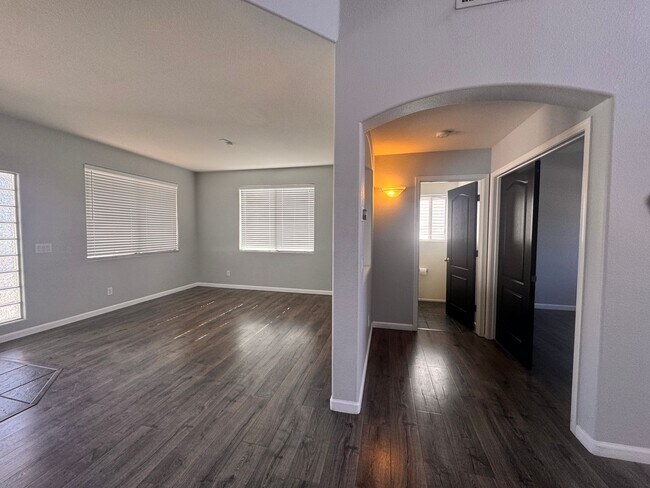 Building Photo - Wigwam Creek home 4 bedrooms with a private pool