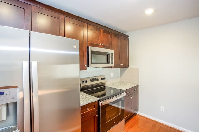 Building Photo - 313 Athens Hills Pl