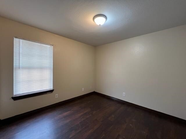 Building Photo - 615 Masterson Rd