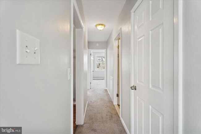 Building Photo - 811 Burmont Rd