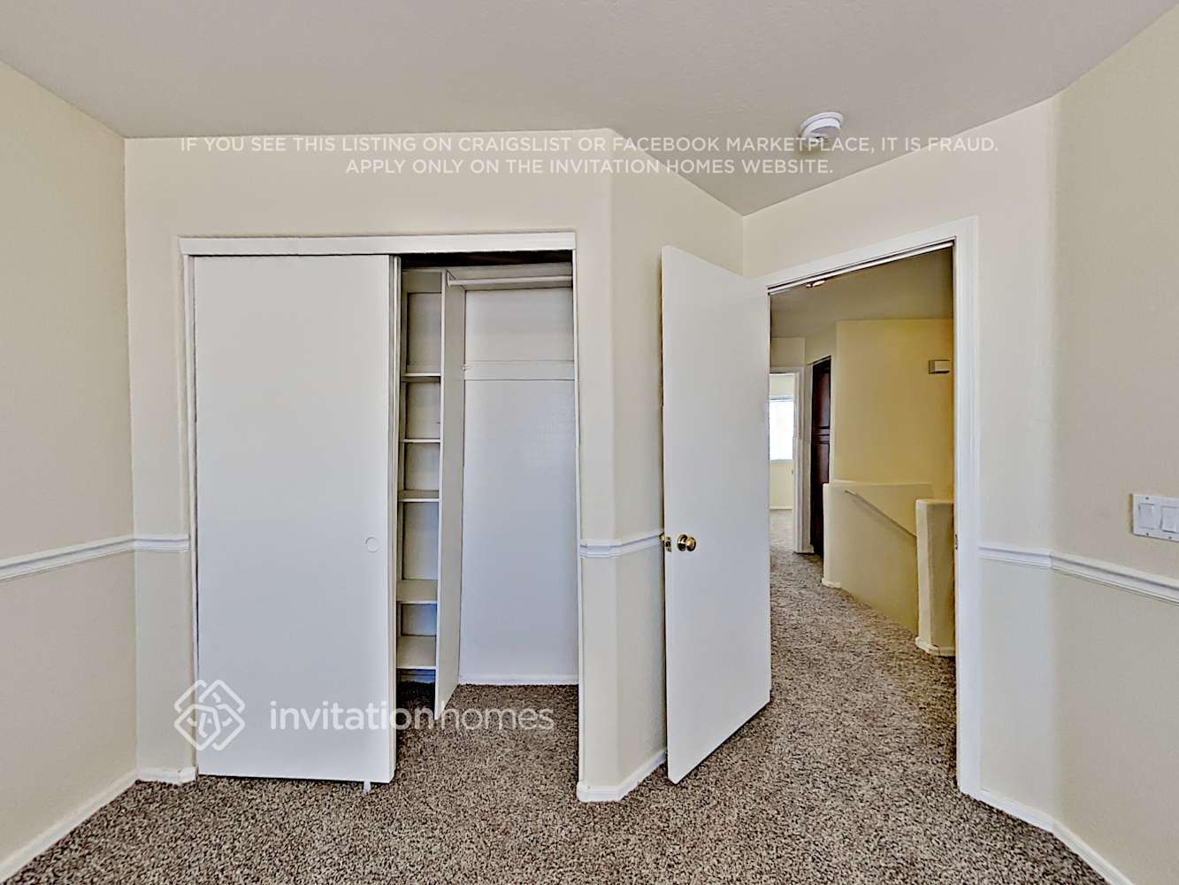 Building Photo - 9728 W Sunnyslope Ln