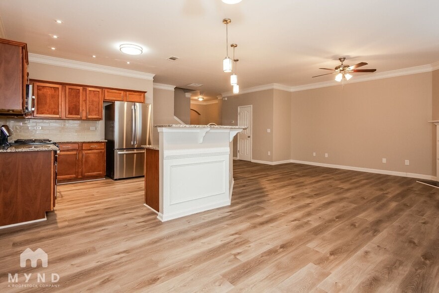 Building Photo - 1620 Chattahoochee Ct