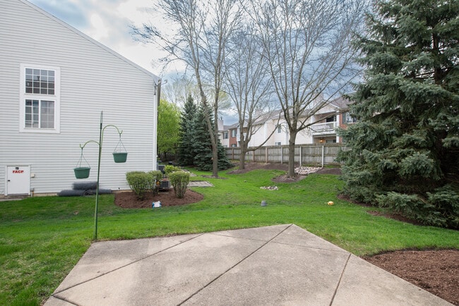 Building Photo - 2527 Bordeaux Ln