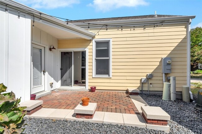 Building Photo - 3541 Hempstead St