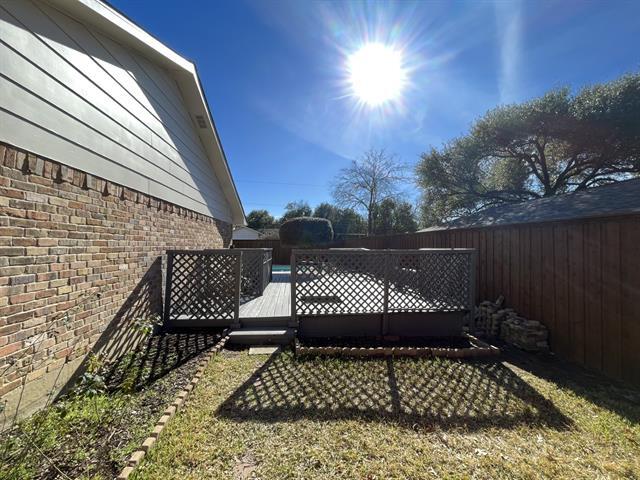 Building Photo - 6646 Hillwood Ln