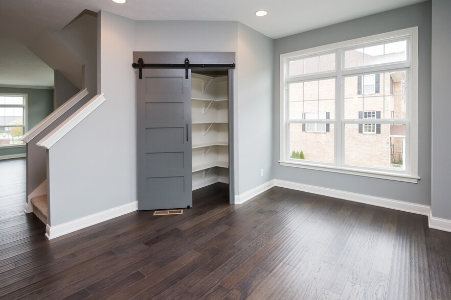 Building Photo - 15295 Mystic Rock Dr