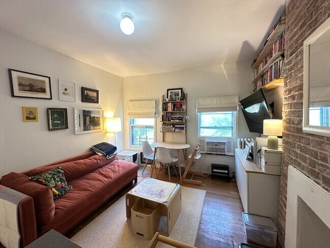 Primary Photo - 88 Joralemon St