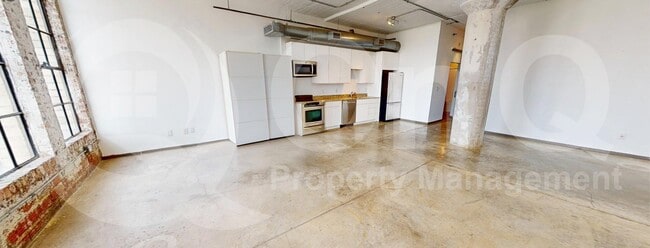 Building Photo - 1122 Jackson St