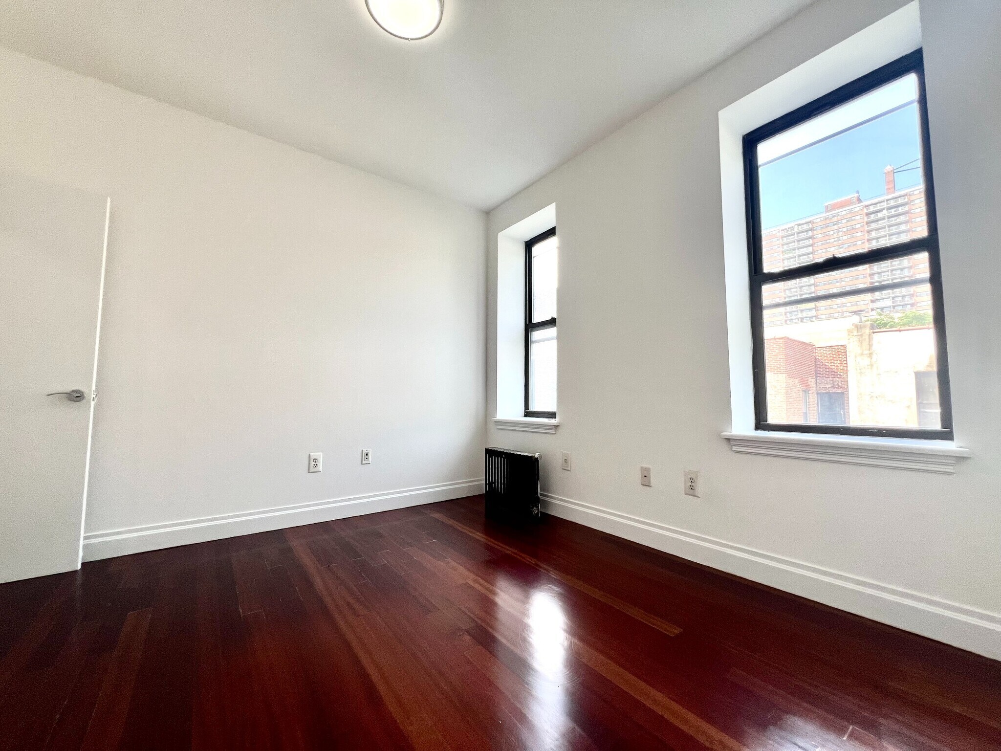 Building Photo - 609 W 137th St